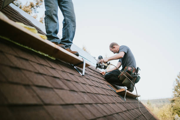 Best Commercial Roofing Services  in Combined Locks, WI